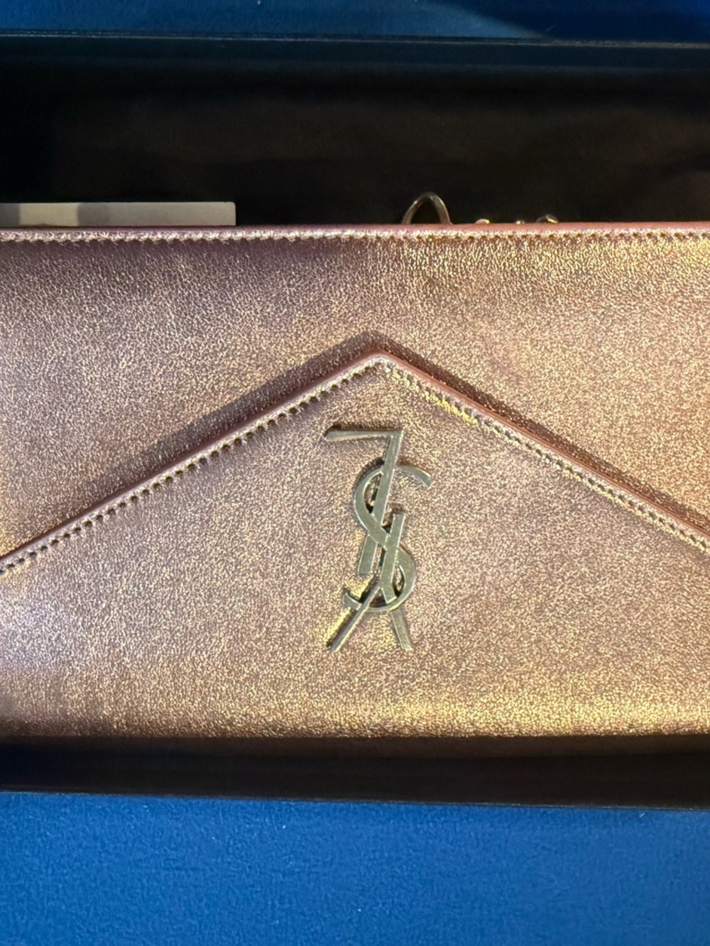 Saint Laurent Metallic Rose Gold Envelope Chain Wallet - Picture 5 of 8
